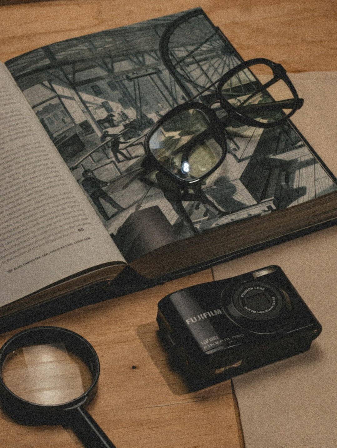 detective investigating clues